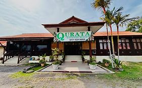 Qurata Riverside Resort